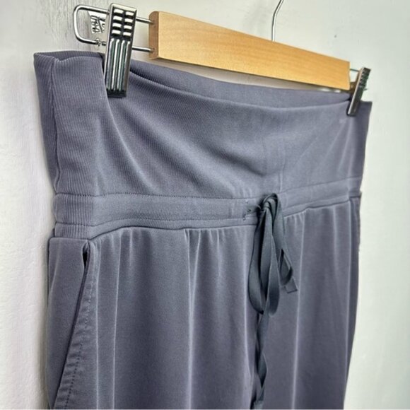 Fabletics Eco Sleek Knit Lounge Jogger Small - Picture 6 of 10
